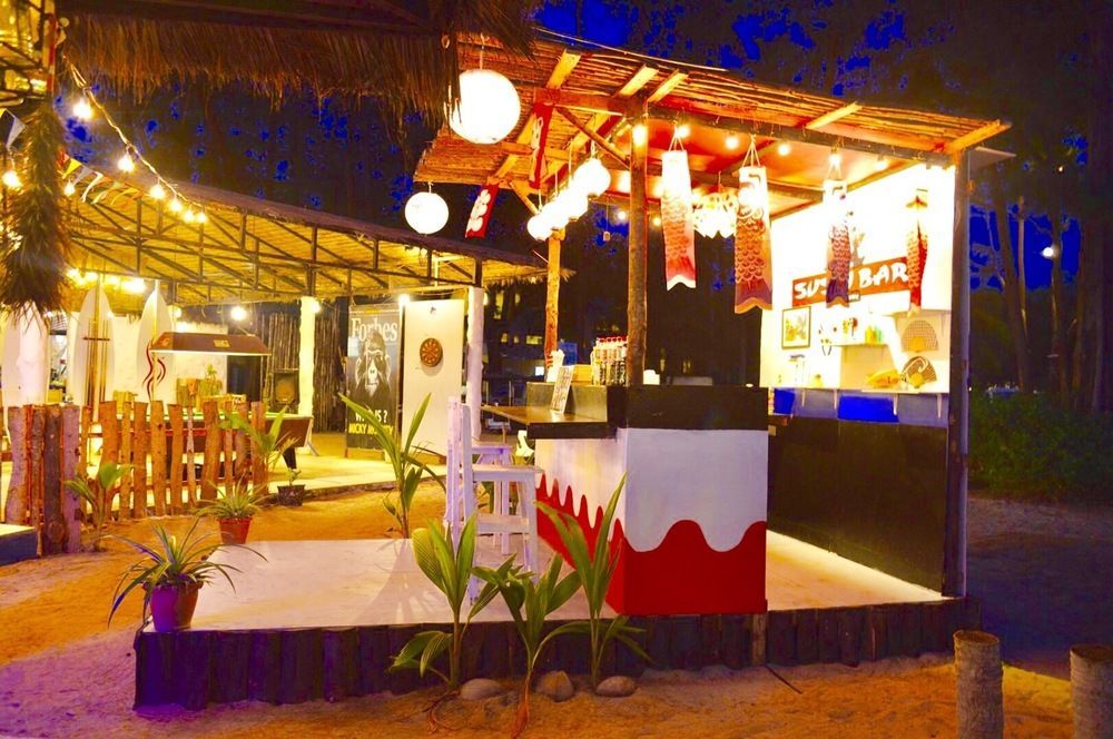 Micky Monkey Beach Hotel Phuket Maikhao Thailand Mai Khao Exterior photo